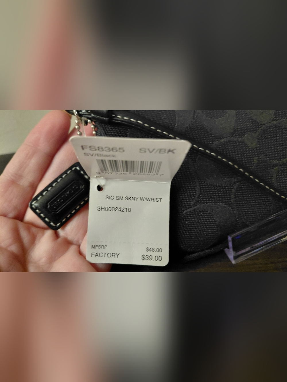 NWT Coach Black Signature Canvas Wristlet with Leather Strap - Picture 5 of 7
